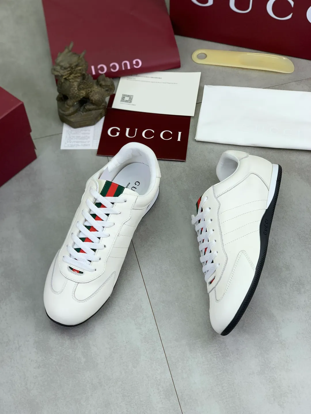 Men's shoes 💰P542 💰[New model] 🆘 The latest model from Gucci's official website 🎁Classic casual and fashionable men's shoes 👟Breaking hot model 💥The style is simple and elegant, exclusive for trendy men. Unique official website's latest brand elements 👑Gucci original decoration, fashionable and generous, the fabric is made of original soft calfskin➕Comfortable soft pigskin lining ✅The official website specifies wear-resistant rubber outsole_full of elasticity, classic model taken in real life🎬Color: 5️⃣colors available😍Number: 35-44